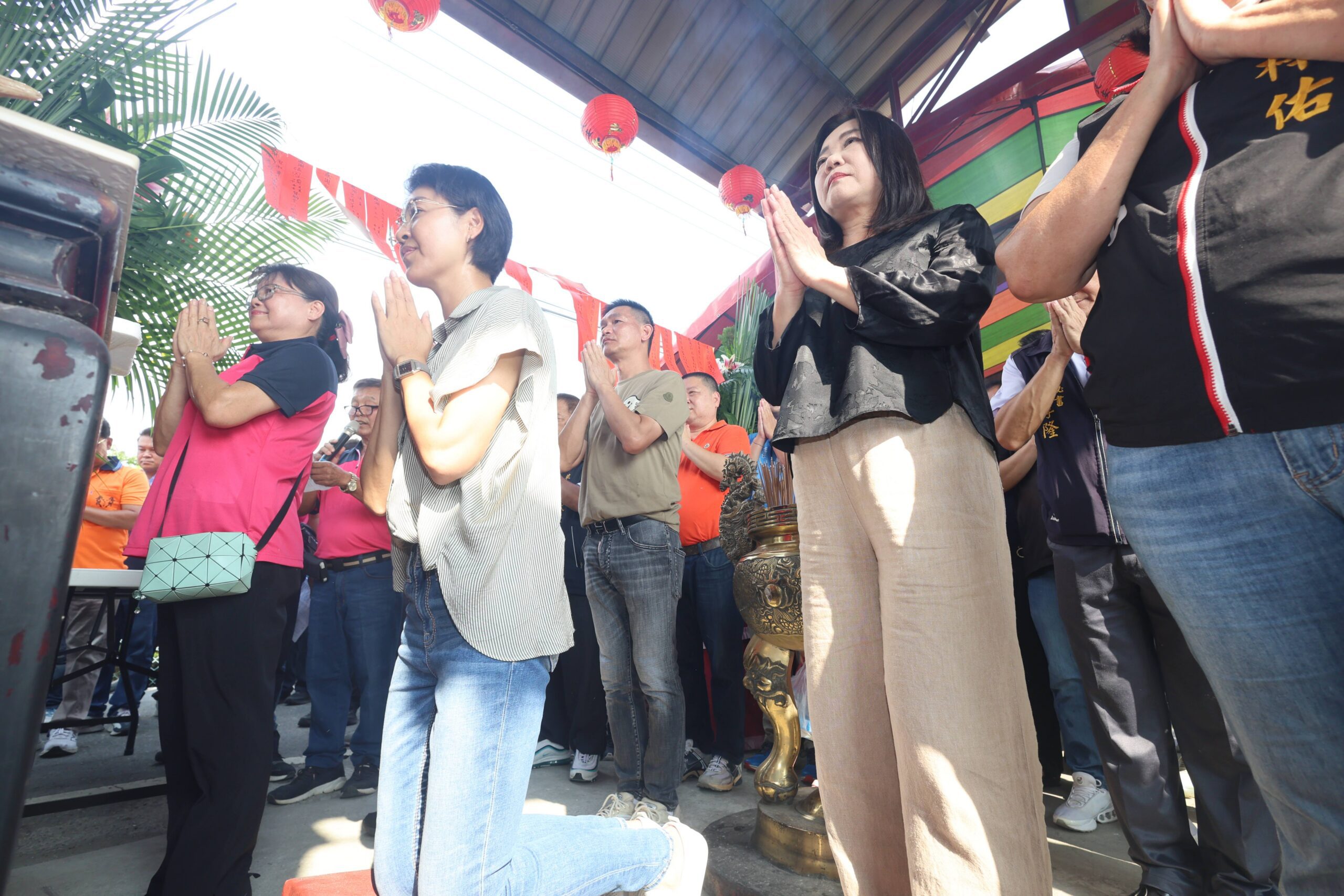 草屯番仔田稻香宮恭祝土地公聖誕千秋大典　信眾添油香全捐花蓮光復賑災 | 索引新聞 INDEX News
