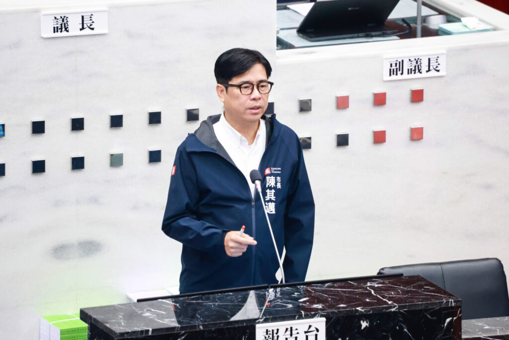 陳其邁議會施政報告揭四大願景 盼府會攜手推動高雄再蛻變