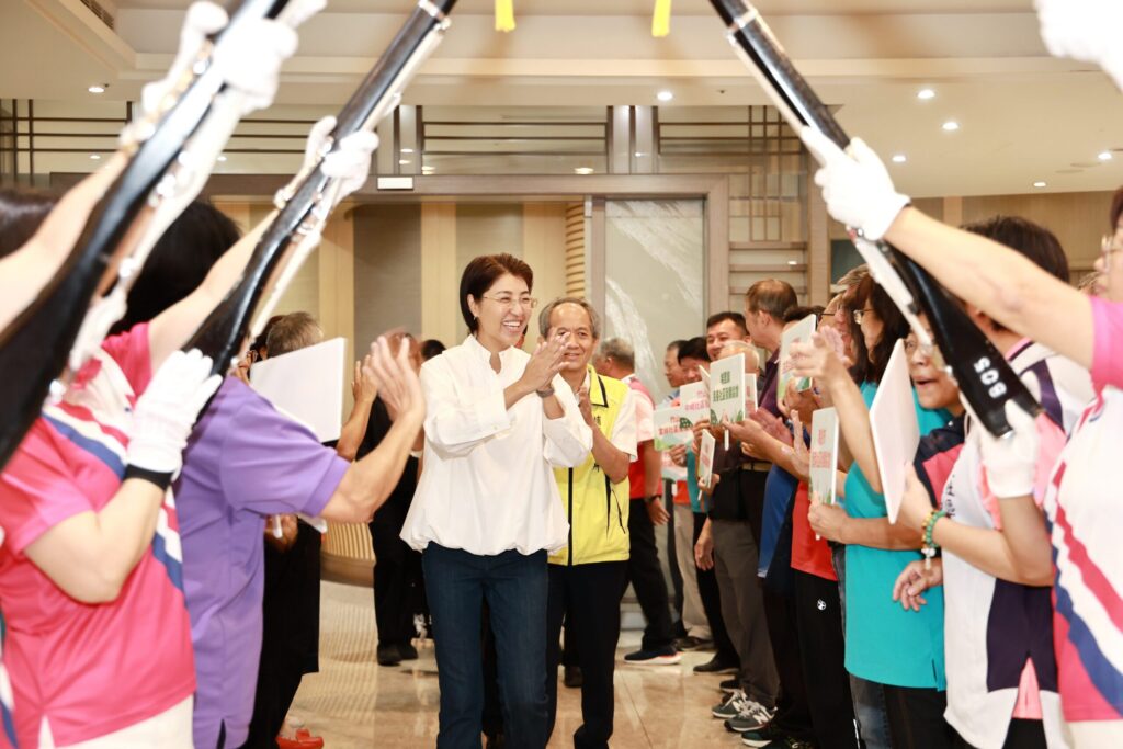 南投社區評鑑表揚許縣長頒獎肯定　明年起提高評鑑獎勵金