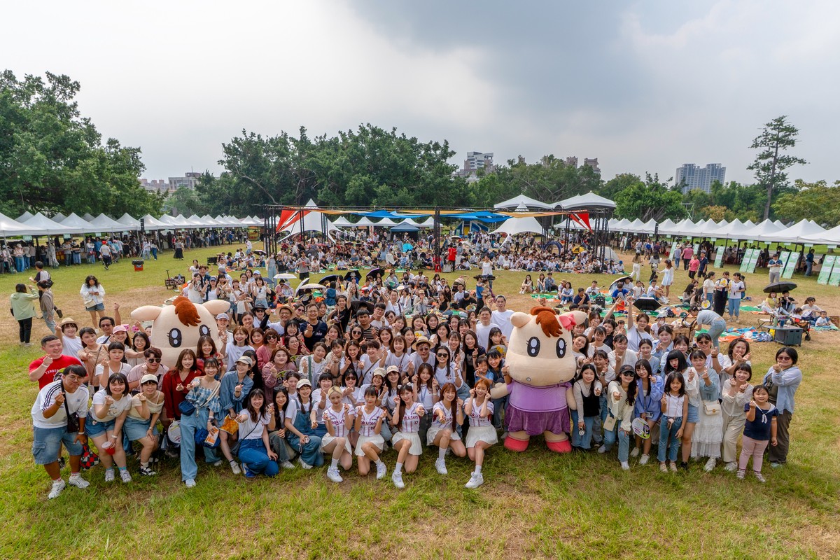 知名連鎖中醫集團首度舉辦員工家庭日 高雄衛武營盛大登場 齊Fun凝聚幸福腳步 共築健康願景 知名連鎖中醫集團首度舉辦員工家庭日 高雄衛武營盛大登場 齊Fun凝聚幸福腳步 共築健康願景
