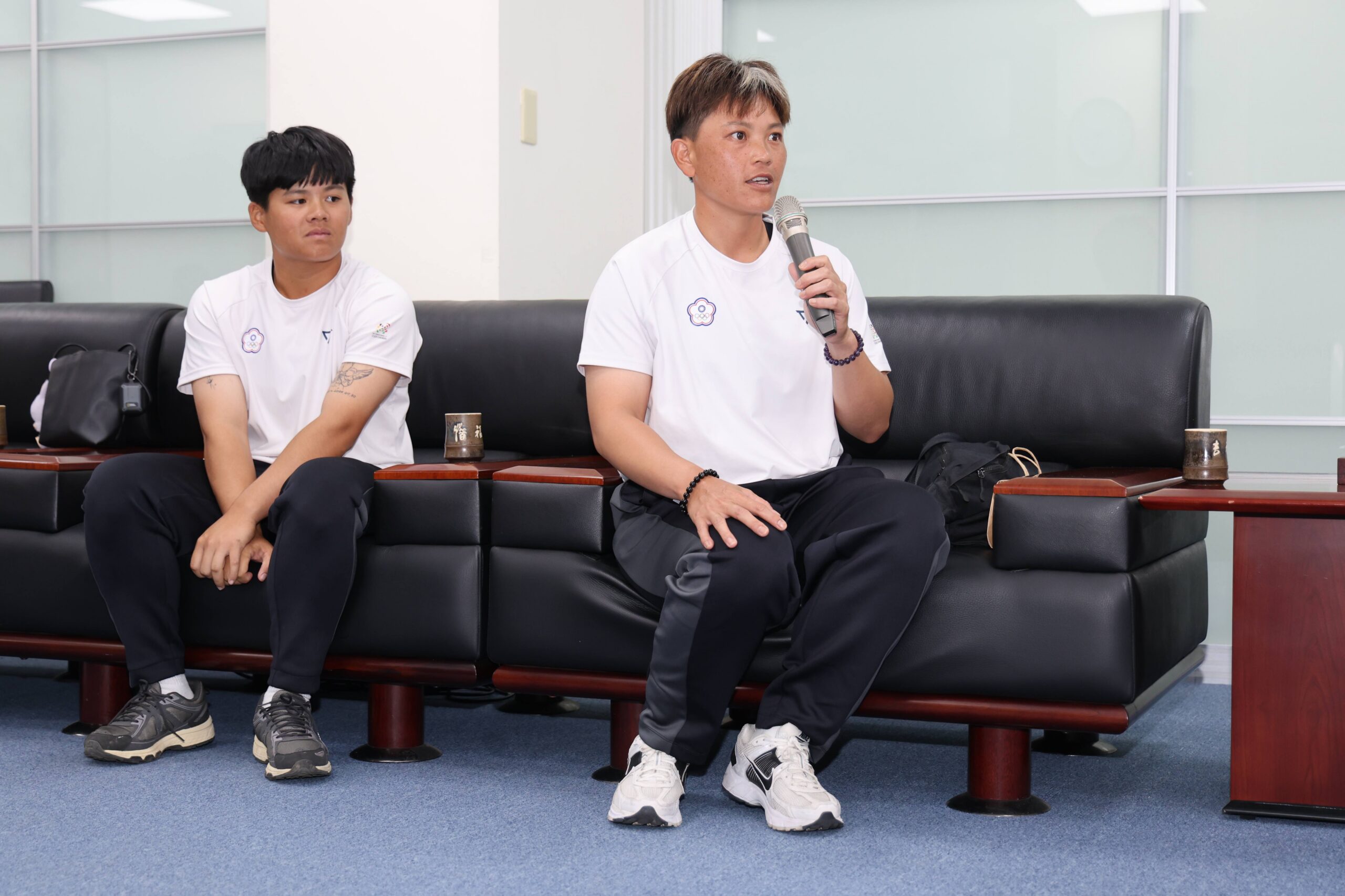 「南投女力大爆發」為國爭光　縣籍優秀好手參與的拔河、女壘雙獲成都世運金、銀牌