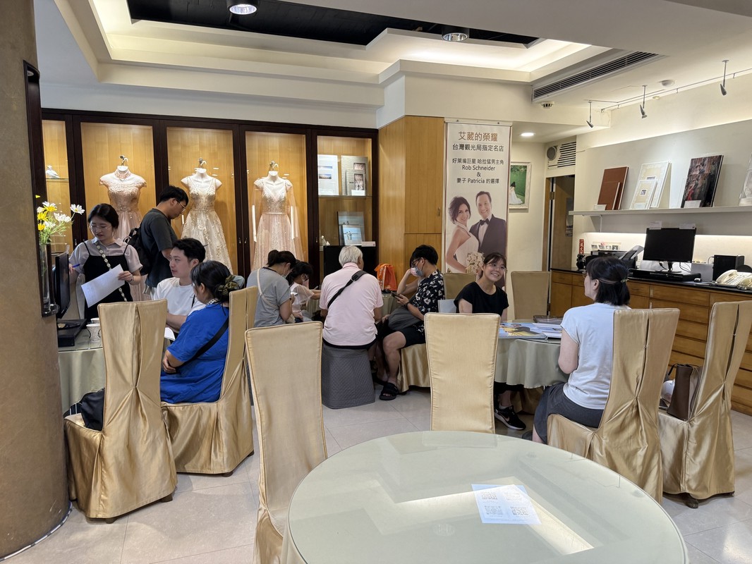婚紗街再現幸福風華！「愛國東路 幸福起點」活動圓滿成功，兩日吸引眾多準新人與民眾共襄盛舉 | 索引新聞 INDEX News
