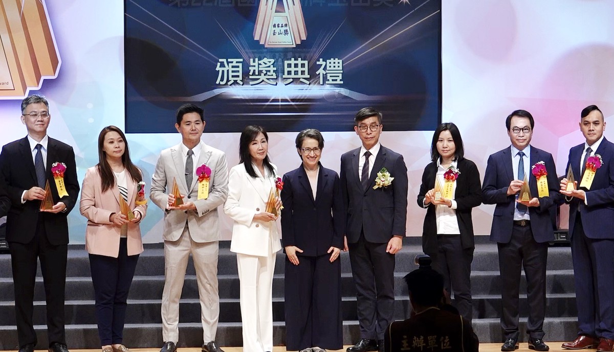 再創榮耀!奕心生醫科技榮獲第22屆國家品牌玉山獎「傑出企業獎」 再創榮耀!奕心生醫科技榮獲第22屆國家品牌玉山獎「傑出企業獎」