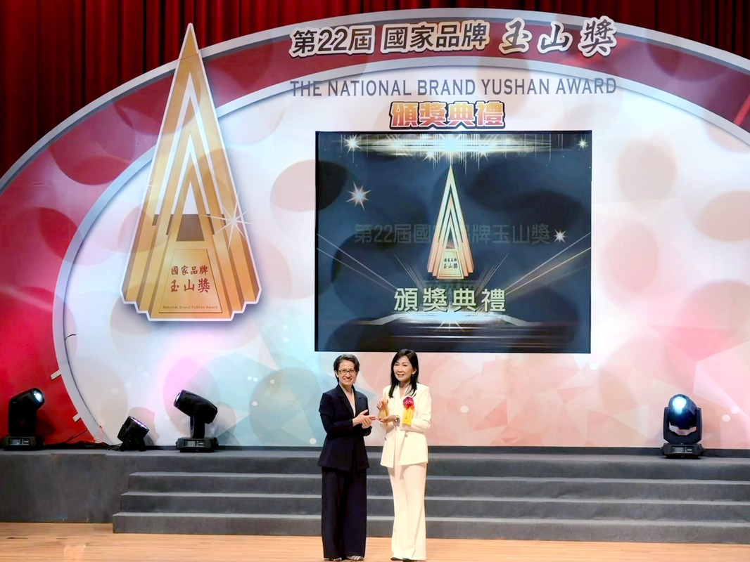 再創榮耀!奕心生醫科技榮獲第22屆國家品牌玉山獎「傑出企業獎」 再創榮耀!奕心生醫科技榮獲第22屆國家品牌玉山獎「傑出企業獎」