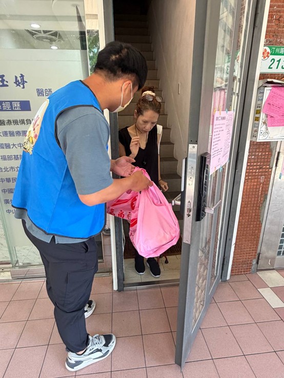 災後的路不孤單 荷馨公益團隊深入花蓮災區送暖 長期陪伴弱勢家庭不間斷