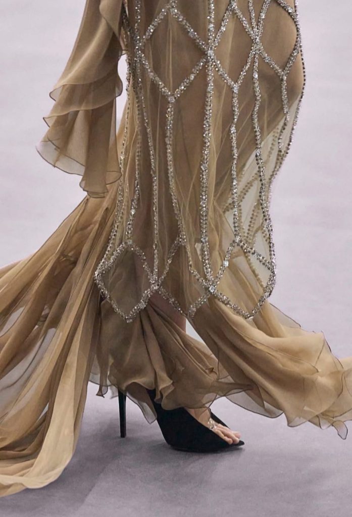 Dakota Johnson 出任 Valentino 全球品牌大使：Alessandro Michele 的繆思回歸