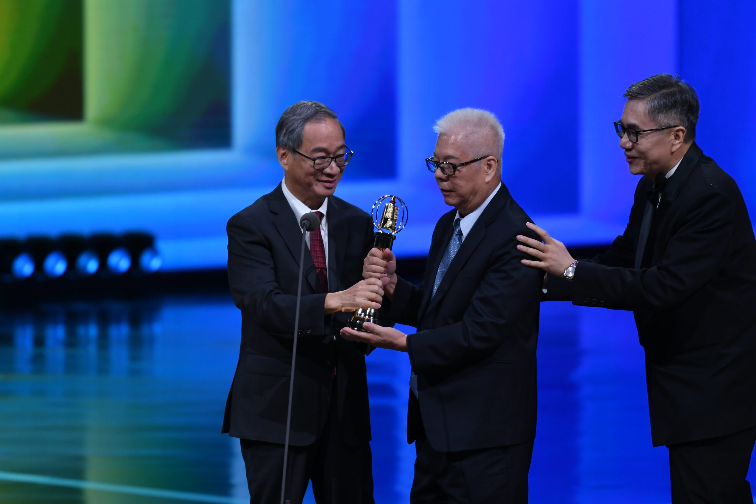 第60屆【廣播】金鐘頒獎典禮 在臺北流行音樂中心禮隆重登場 第60屆【廣播】金鐘頒獎典禮 在臺北流行音樂中心禮隆重登場