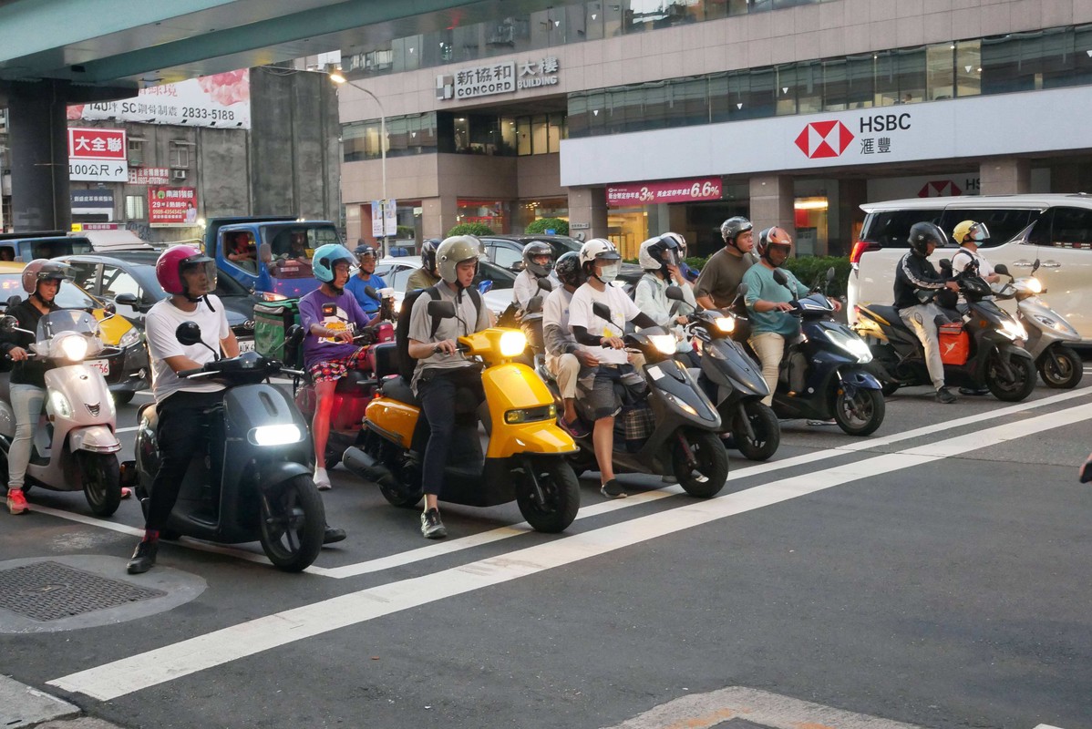 八成三民眾敲碗！跨世代、跨政黨要求政府更積極推動電動機車 民意呼喊：加碼多元補助、車廠共擔責任 | 索引新聞 INDEX News