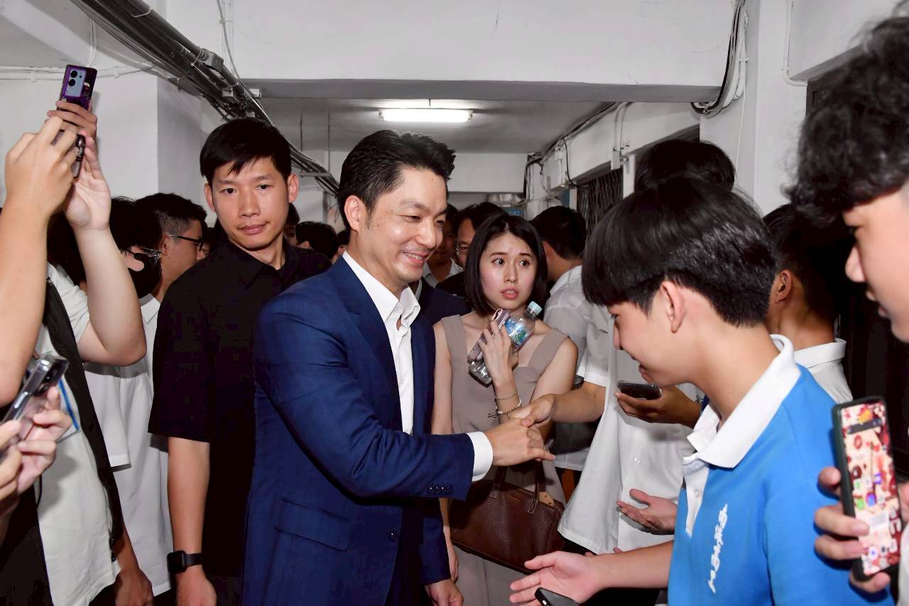 蔣萬安揭牌智慧電動車教學中心　投700萬培育綠能人才