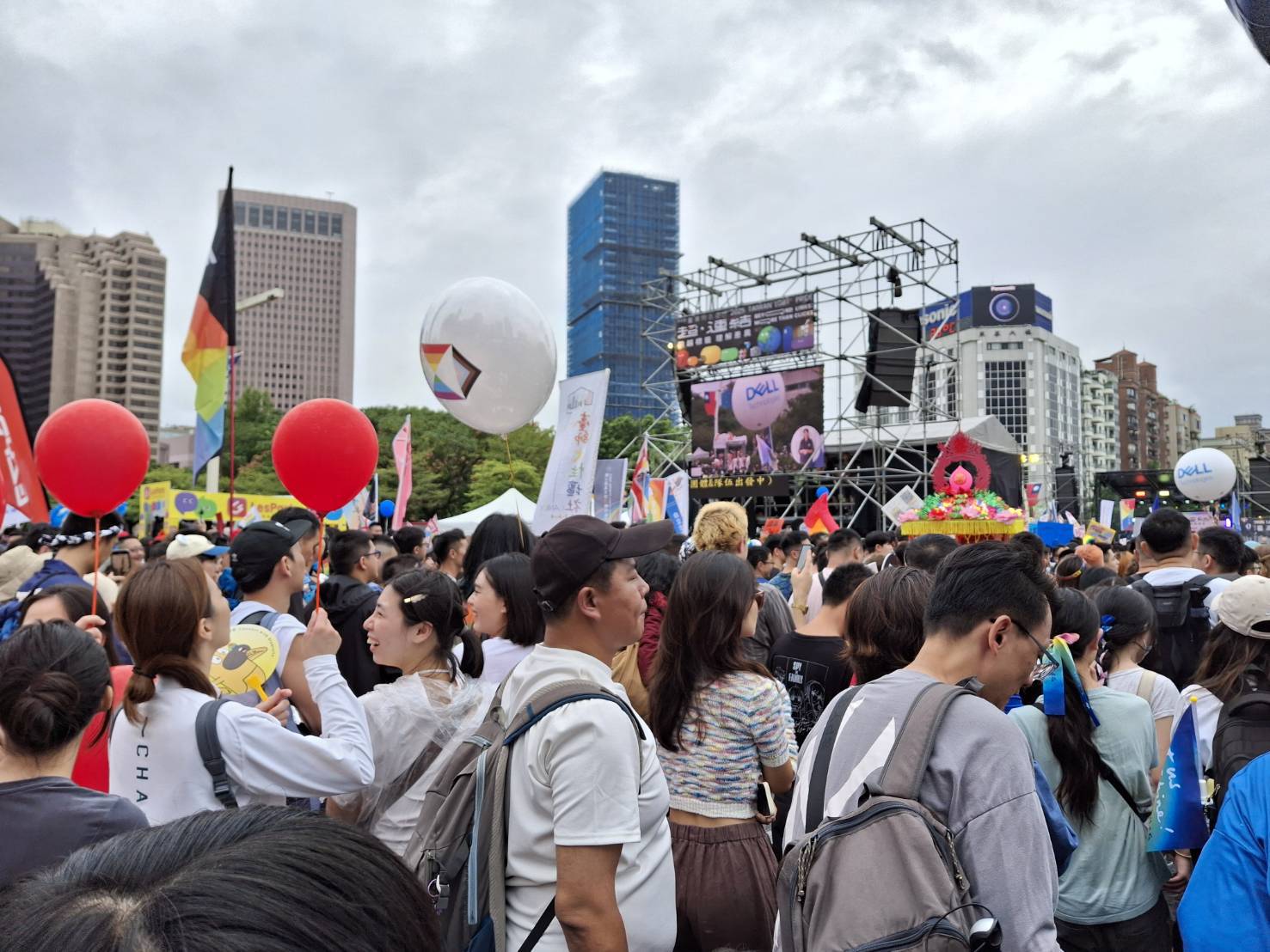 同志大遊行聚集15萬人共同上街，展現多元共融的力量。(圖/Man’s King 提供)