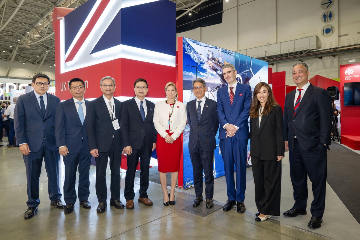 Energy Taiwan再生能源展盛大開幕 英國館攜手台灣共推綠能新契機 Energy Taiwan再生能源展盛大開幕 英國館攜手台灣共推綠能新契機