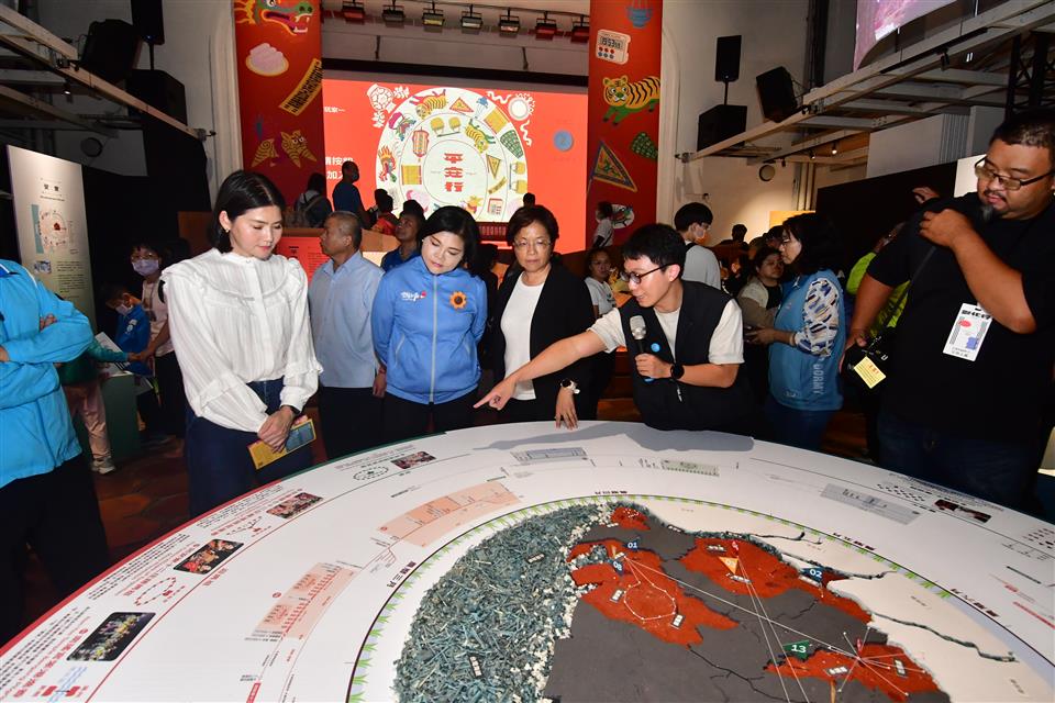 不只行行出狀元！雲林縣長張麗善體驗設計展　感受在地文化脈動