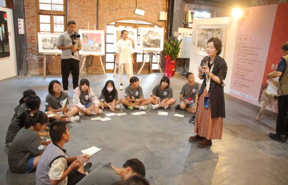 82歲黃光男再啟畫展〈82青春沙龍展〉詮釋「創作，是一生最年輕的事」 | 索引新聞 INDEX News