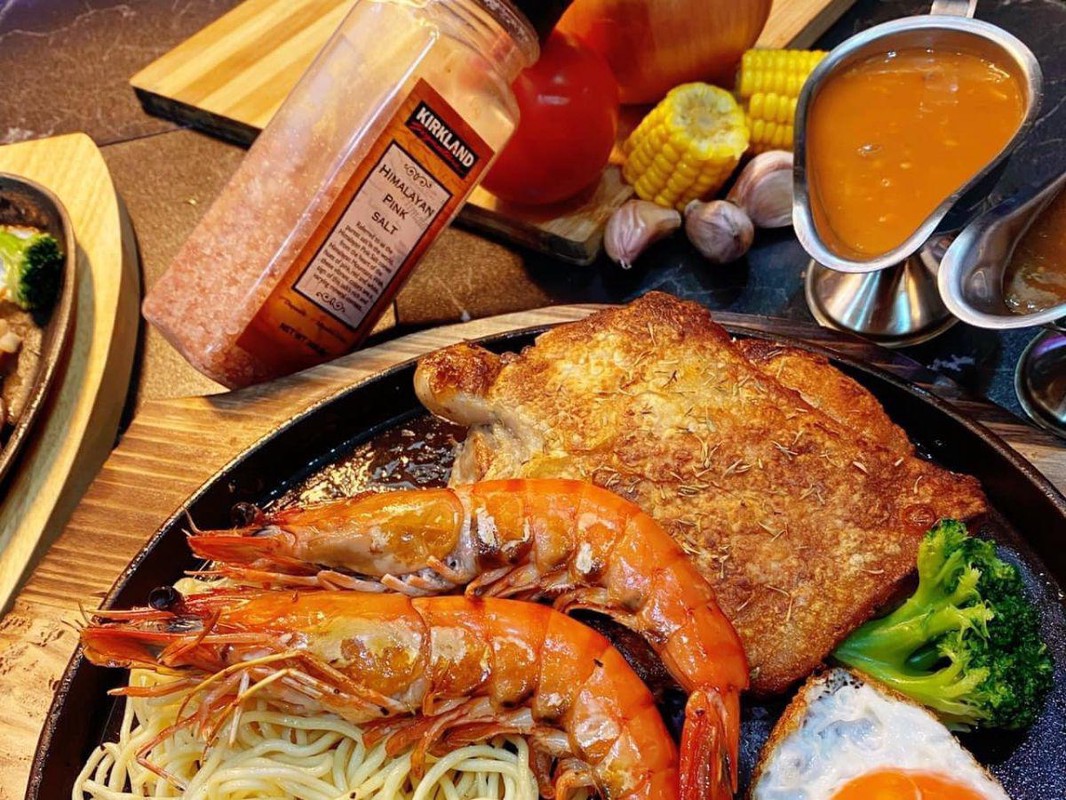 新竹北區區牛排：西大路高CP值牛排 自助吧吃到飽超划算！