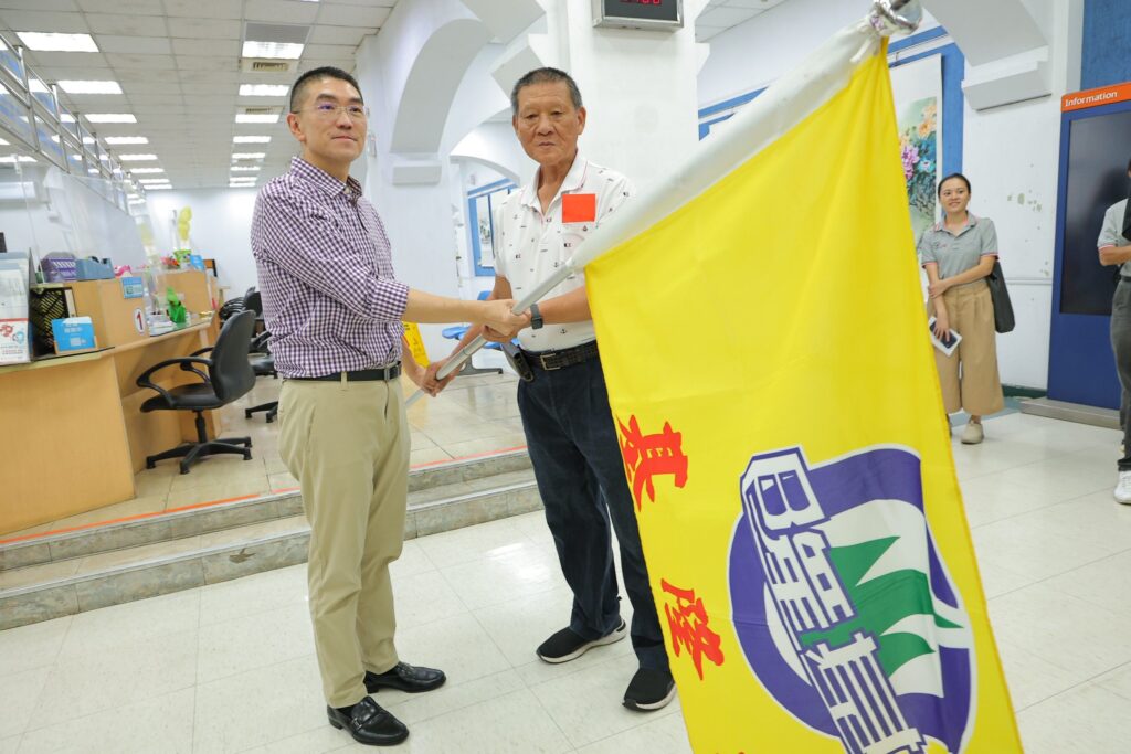 謝國樑為全國運動會基隆代表隊授旗 勉勵選手全力以赴、再創佳績 謝國樑為全國運動會基隆代表隊授旗 勉勵選手全力以赴、再創佳績