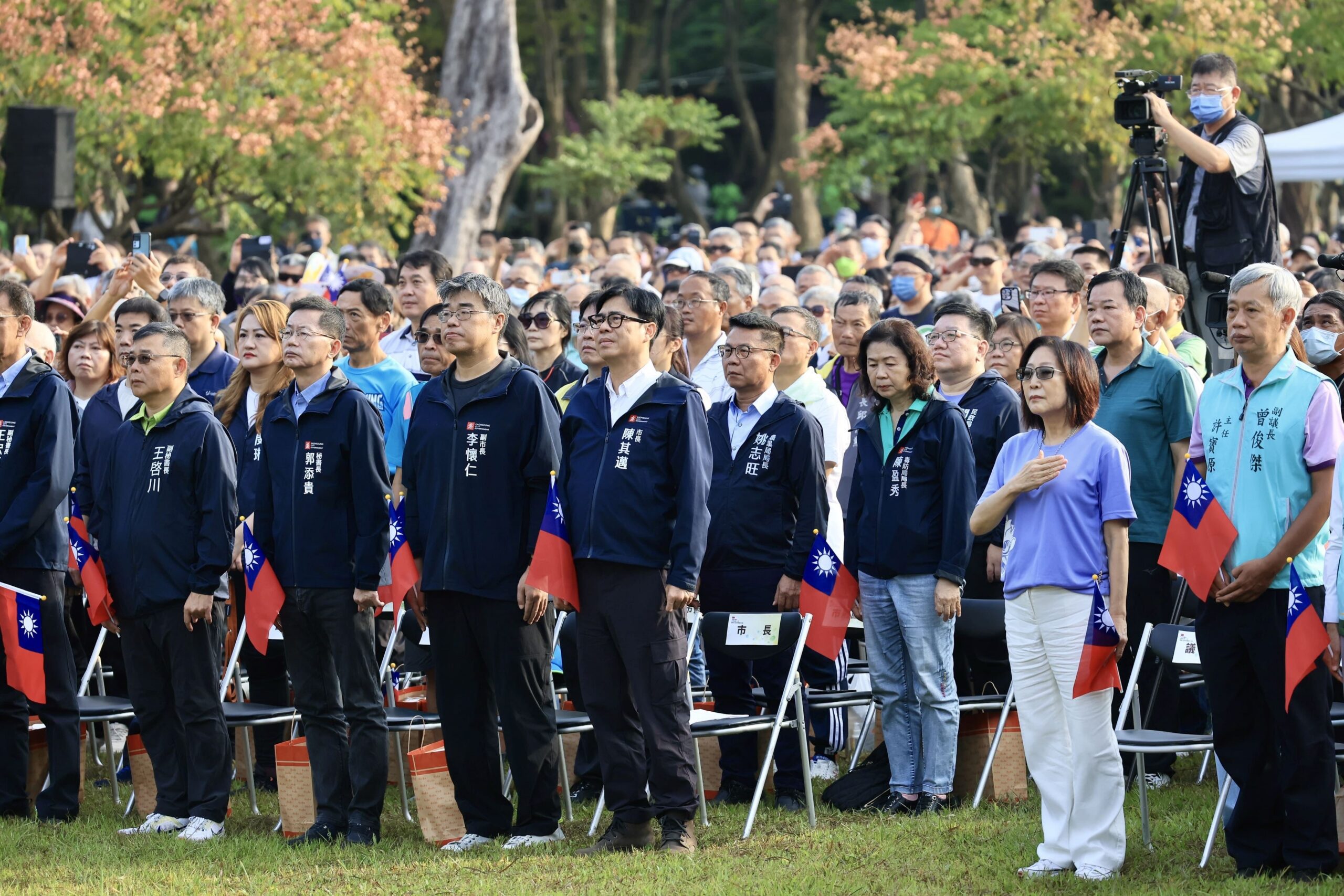 國慶升旗首移澄清湖舉行　陳其邁：球場變公園　 70公頃果嶺秘境全民共享 | 索引新聞 INDEX News