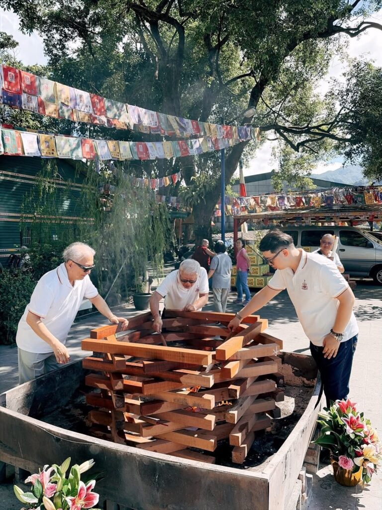 薩迦文殊佛學會 「四臂伏魔金剛手」10/18 火供法會圓滿舉行 薩迦文殊佛學會 「四臂伏魔金剛手」10/18 火供法會圓滿舉行