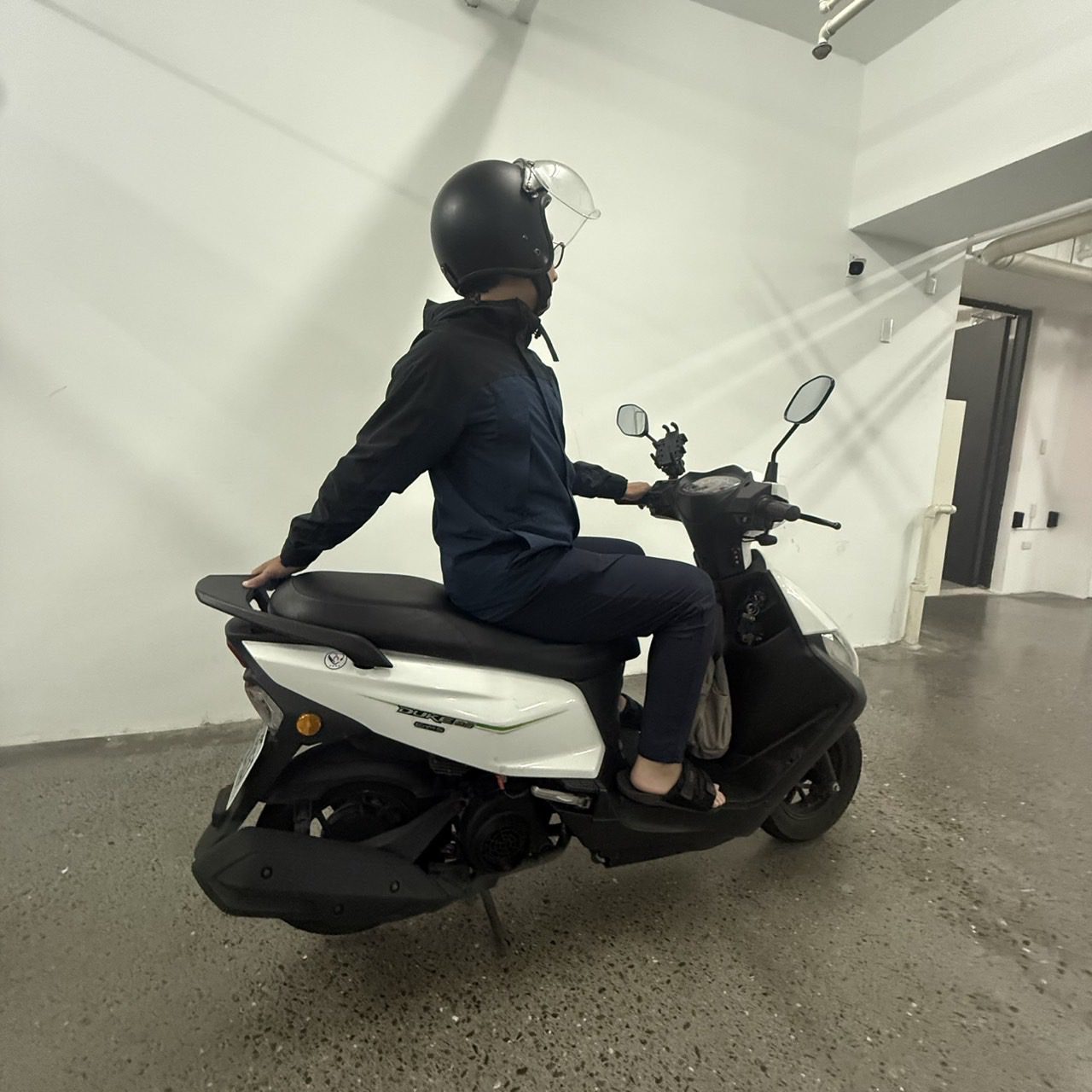 一分鐘紅燈療癒術:讓身體重新開機的筋膜小伸展/ 寵貓物理治療師的小撇步 一分鐘紅燈療癒術:讓身體重新開機的筋膜小伸展/ 寵貓物理治療師的小撇步