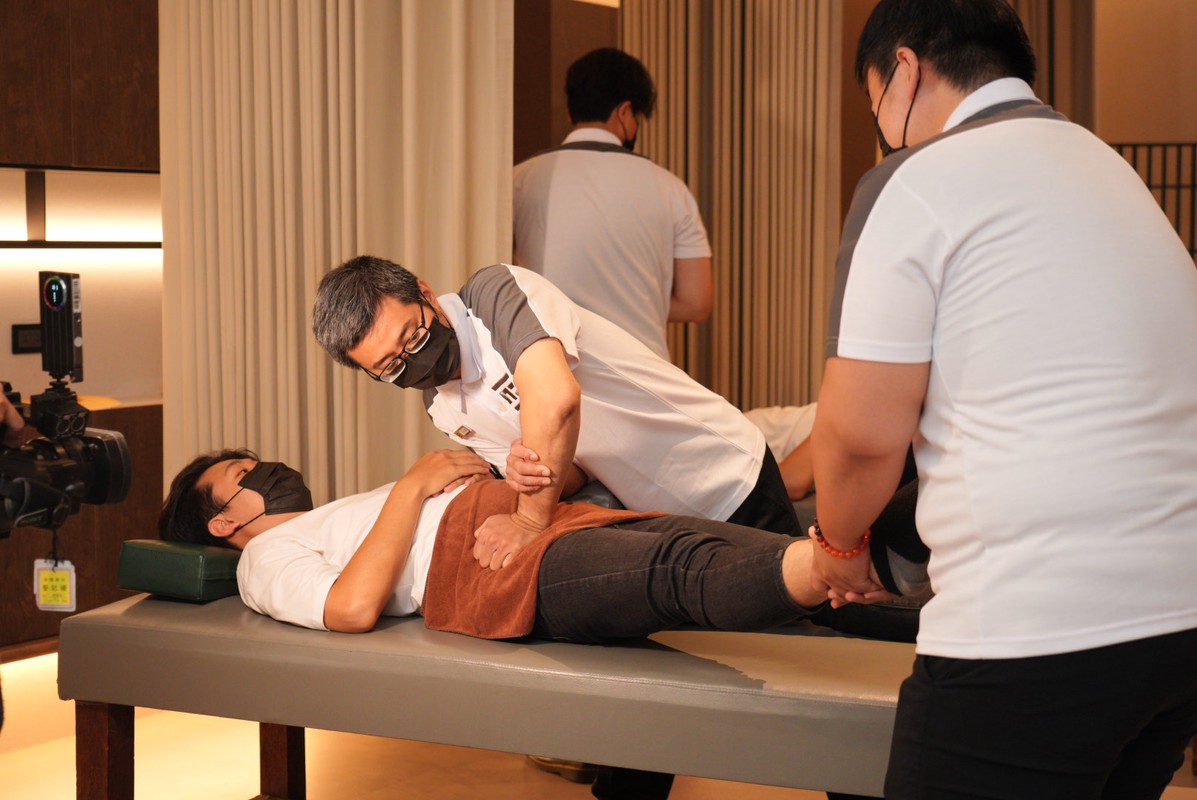 建宏民俗調理中心喬遷不辦酒宴 化祝福為愛心物資助千戶居民