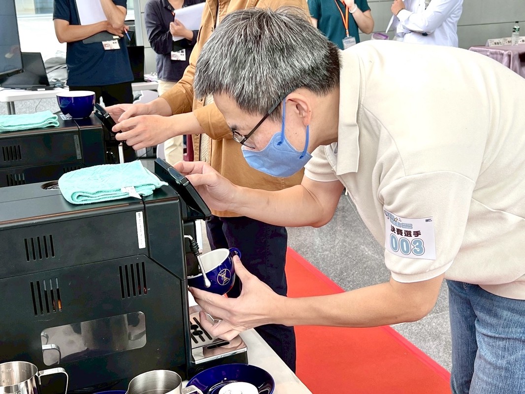 城市美學從一杯咖啡開始!亞東拉花競賽 X 微旅行 揭開永續生活的創意解方 城市美學從一杯咖啡開始!亞東拉花競賽 X 微旅行 揭開永續生活的創意解方