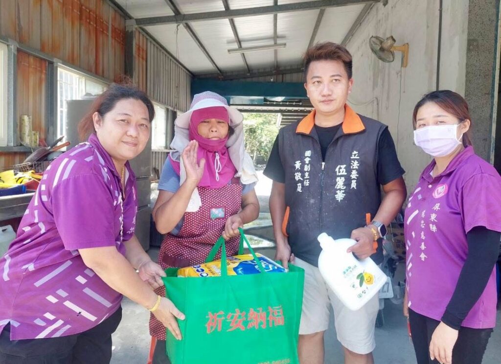 屏東縣慈芯慈善會募集物資 持續馳援花蓮災區