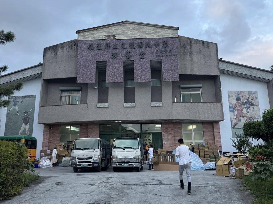 「青農果菜聚所」創辦人蕭宏恩 平凡中用善意照亮社會角落 「青農果菜聚所」創辦人蕭宏恩 平凡中用善意照亮社會角落