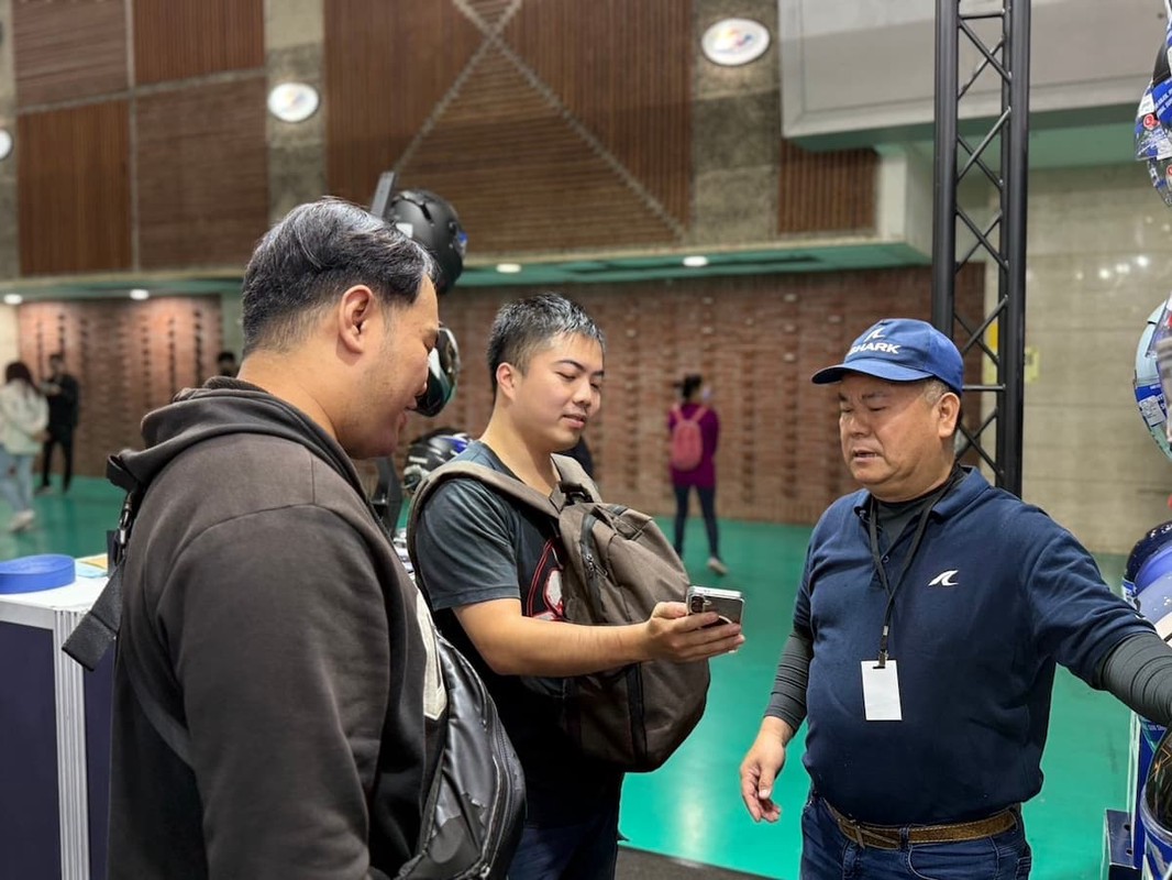 堅持與溫度同行 看見網路百大商家的力量 堅持與溫度同行 看見網路百大商家的力量