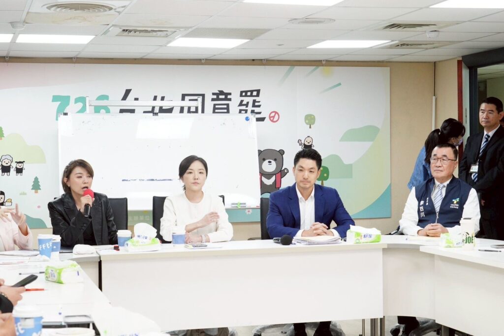 蔣萬安拜會民進黨團說明重大法案　議員關切輝達進駐進度