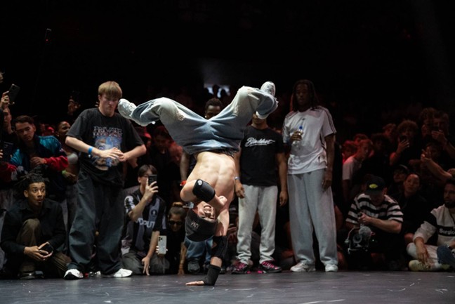 霹靂舞神童NANA 舞力征服主播台！ 《舞夠瘋 安麗盃世界霹靂舞大賽》最終回解鎖Breaking真功夫