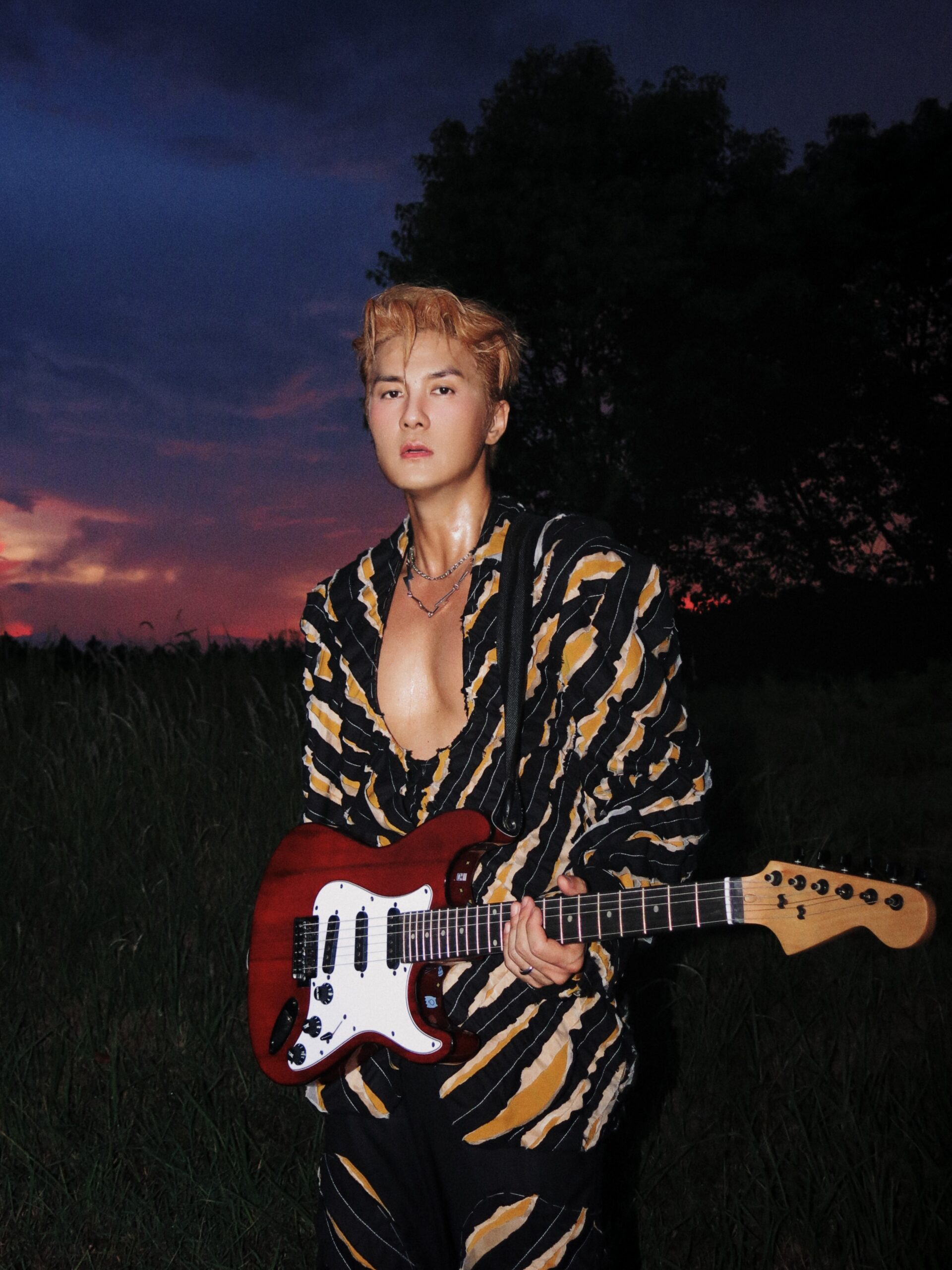 吳克群選擇生日當天甜蜜上線 唱出愛的浪漫信仰 願人類重新相信愛情 吳克群選擇生日當天甜蜜上線 唱出愛的浪漫信仰 願人類重新相信愛情