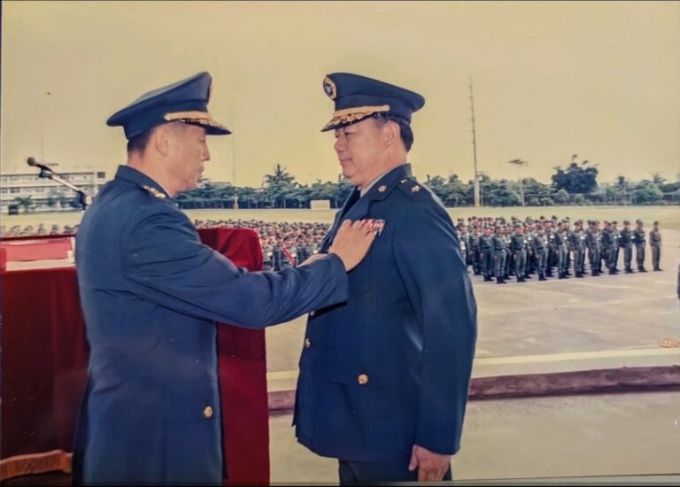 崔萬靈中將告別式軍禮隆重      「忠勇一生、慈愛一世」各界齊聚致敬