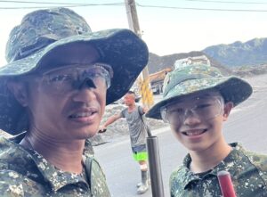 北新國中童軍林靖然雙十節隨父救災  以行動詮釋助人精神