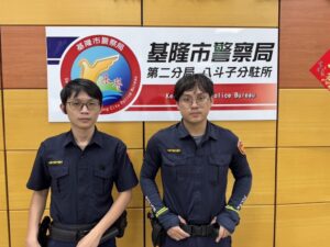 清晨街頭見尿布男童　基二警即刻協助團聚