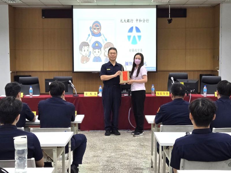 詐騙休想得手 中和警銀聯手嚴守關鍵大門