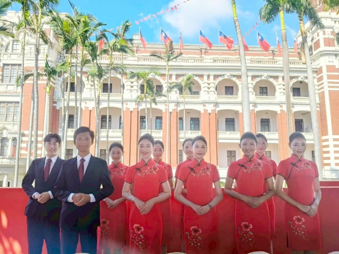 連續三年國慶禮賓大使 東吳親善團自律與傳承的力量