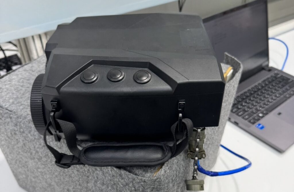 軍備局「手持式測距熱像儀」打開「天眼視野」 軍備局「手持式測距熱像儀」打開「天眼視野」