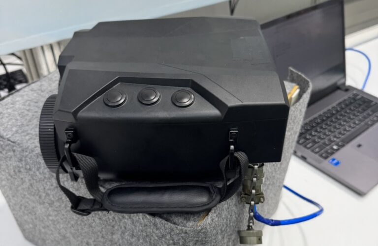 軍備局「手持式測距熱像儀」打開「天眼視野」