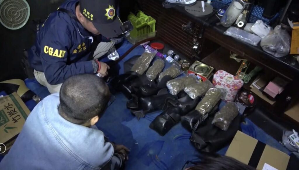 「茶罐不是茶！外籍移工竟藏安毒」海巡破門緝出2公斤毒品