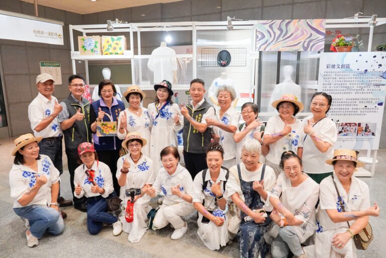 不老創作力　新北松年大學靜態成果展　銀髮創作不輸年輕人