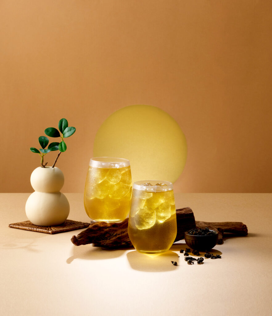 純茶回潮、無糖限定掀健康風潮！功夫茶以「隱山烏龍」詮釋中秋新茶飲文化！