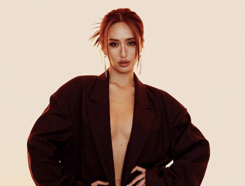 殘酷舞台爭出位 西門町決戰輸家穿「遜感玩偶裝」跪著認輸 25 %E4%B8%8B%E5%8D%88509 2025 11 28%E7%9A%84%E5%BD%B1%E5%83%8F 1 1024x779 1