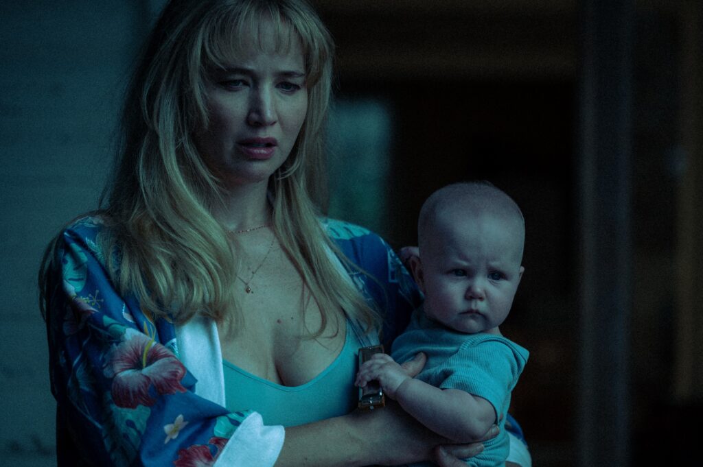 珍妮佛勞倫斯笑稱《去死吧,親愛的》是對《暮光之城》試鏡落選的完美復仇 4 圖:去死吧,親愛的劇照/照片提供:車庫娛樂