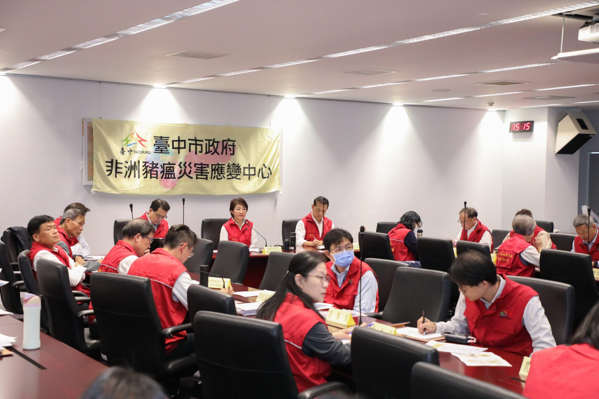 第四階段維持高度防疫作為　盧市長：落實每日查訪 12/6載運廚餘車輛GPS須加裝完畢