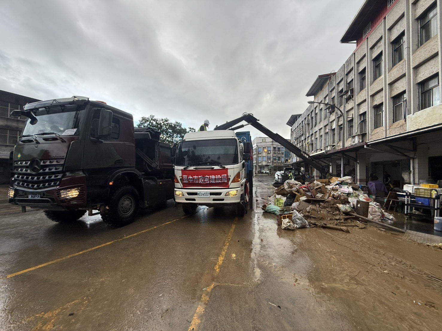 深入蘇澳災區火速馳援 　「台中隊」現場搶修畫面曝光