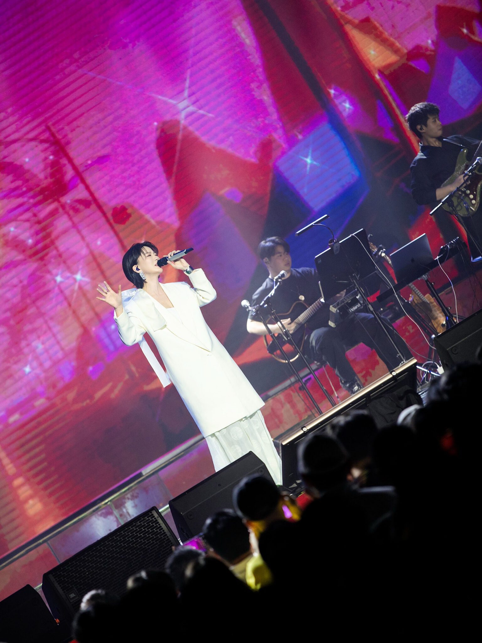 出道日撞上25週年!蔡淳佳廣州「紀念日首站」炸場 出道日撞上25週年!蔡淳佳廣州「紀念日首站」炸場