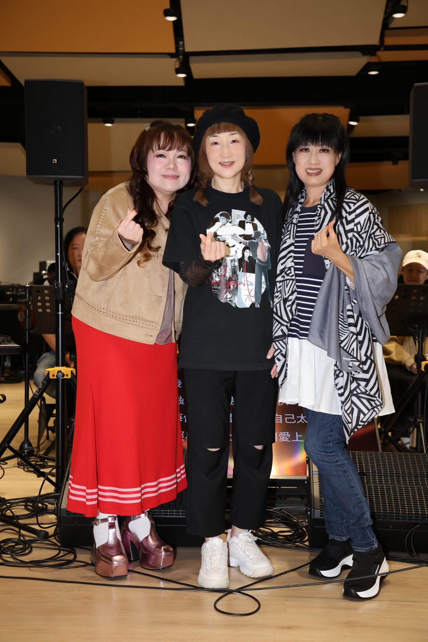 民歌史上龐大幕後製作揭密!民歌大團圓動員2500人打造7小時音樂不間斷民歌盛典 大巨蛋超狂「服務密碼」全面公開 民歌史上龐大幕後製作揭密!民歌大團圓動員2500人打造7小時音樂不間斷民歌盛典 大巨蛋超狂「服務密碼」全面公開