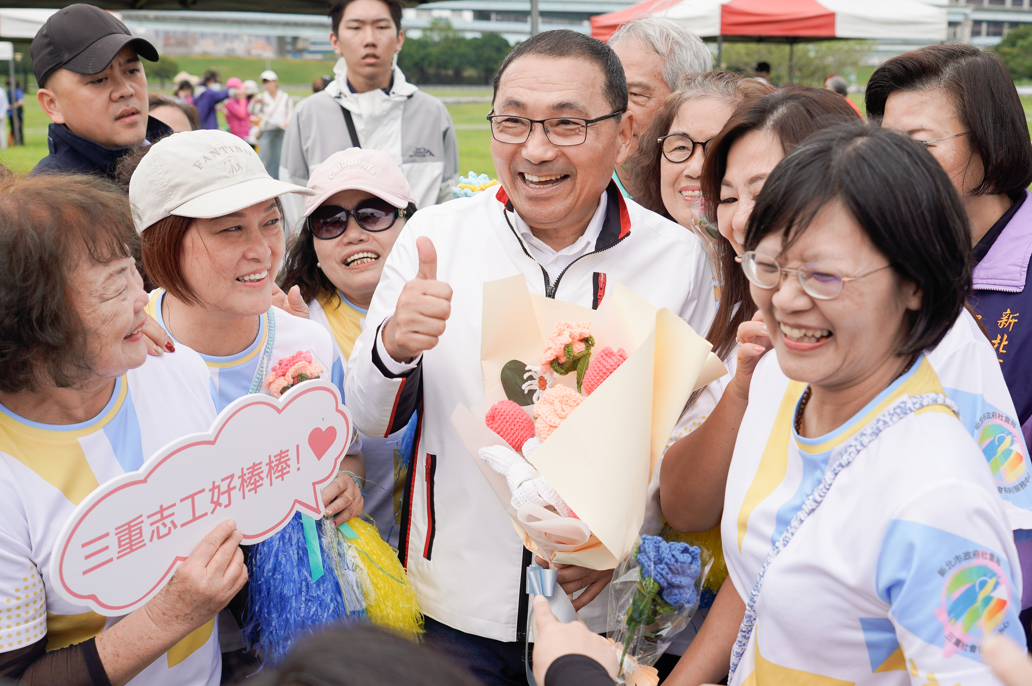 %E5%B8%82%E9%95%B7%E4%BE%AF%E5%8F%8B%E5%AE%9C%E5%90%91%E5%BF%97%E5%B7%A5%E6%9C%8B%E5%8F%8B%E8%A1%A8%E9%81%94%E6%84%9F%E8%AC%9D%E6%9B%B4%E9%A9%9A%E5%96%9C%E6%94%B6%E5%88%B0%E6%89%8B%E4%BD%9C%E7%B7%A8%E7%B9%94%E8%8A%B1 1