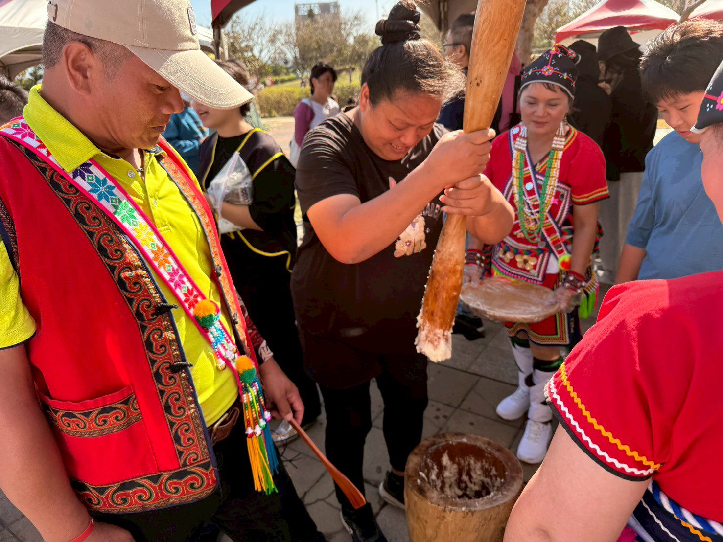 「原聚・山海屯」熱情延續 阿美文化風情續航 市集、樂舞及傳統技藝的全體驗 「原聚・山海屯」熱情延續 阿美文化風情續航 市集、樂舞及傳統技藝的全體驗