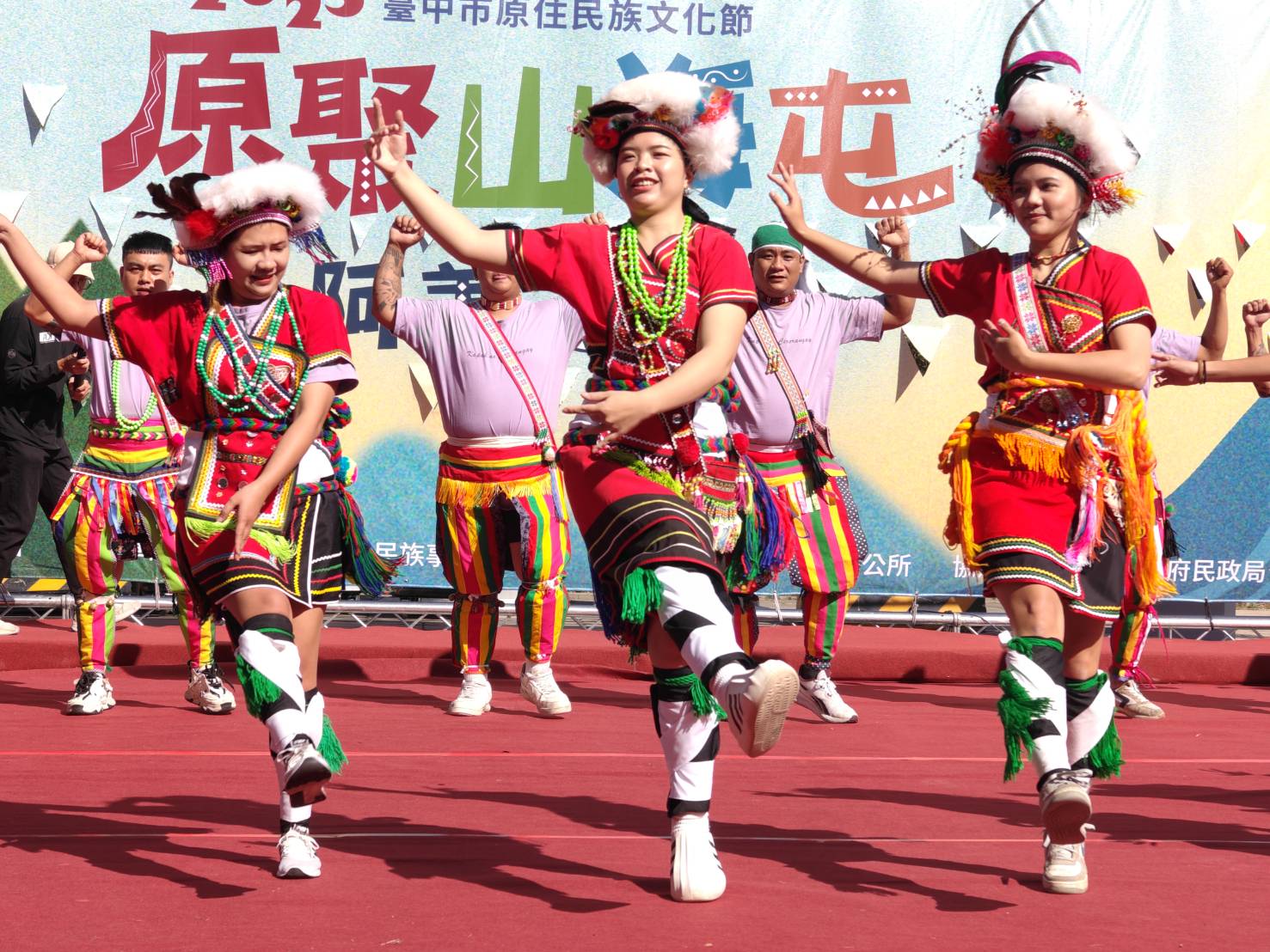 「原聚・山海屯」熱情延續 阿美文化風情續航 市集、樂舞及傳統技藝的全體驗 「原聚・山海屯」熱情延續 阿美文化風情續航 市集、樂舞及傳統技藝的全體驗