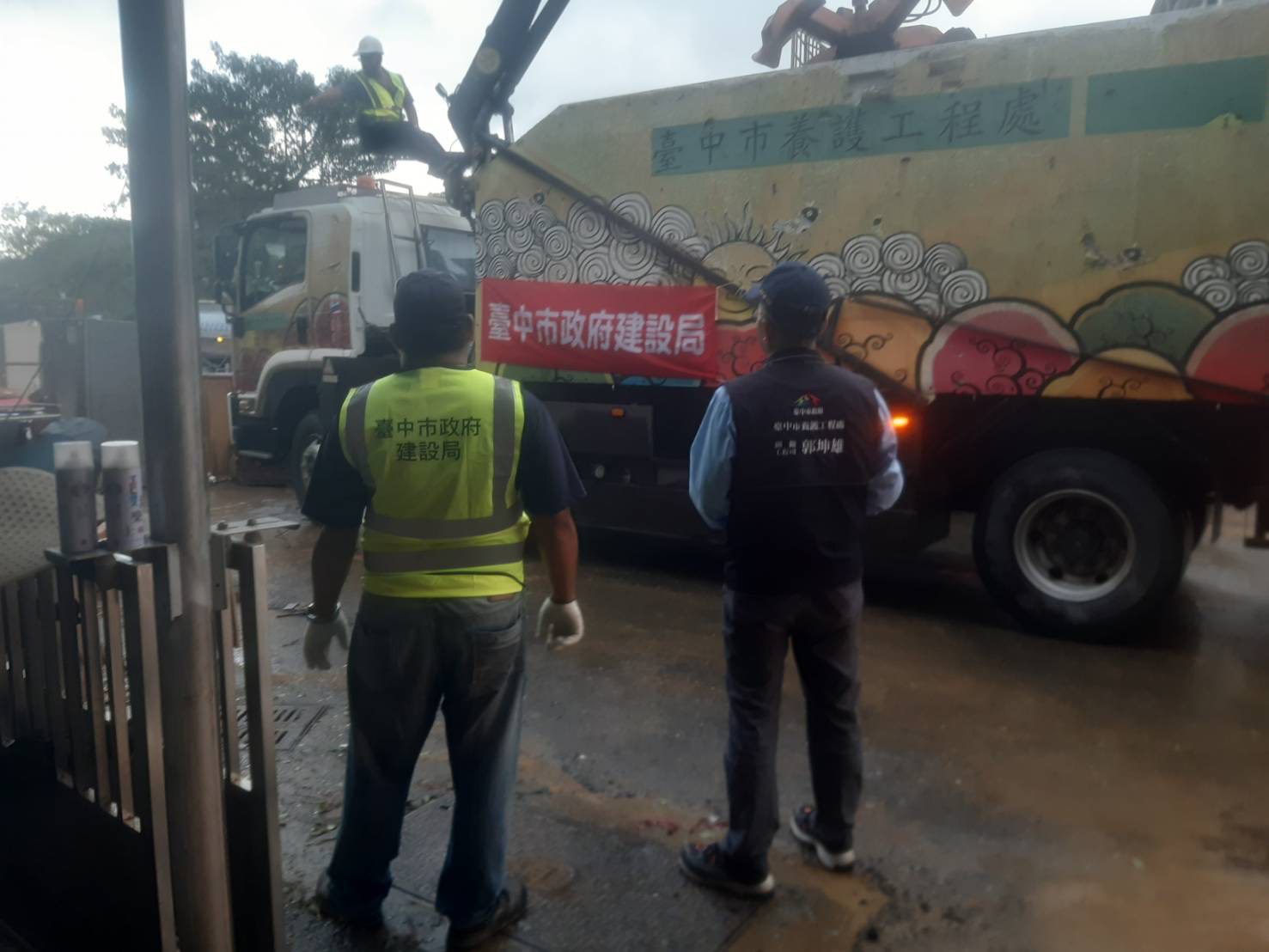 深入蘇澳災區火速馳援 　「台中隊」現場搶修畫面曝光